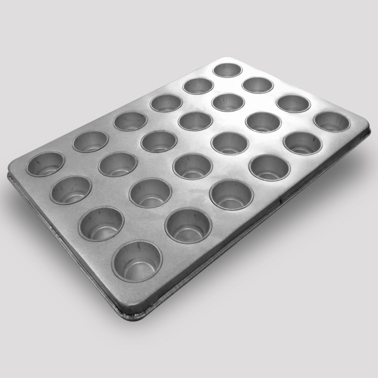 CHAROLA MANTECADA ZINTROALUM 24 CAVIDADES 45 X 65 CM ACSA