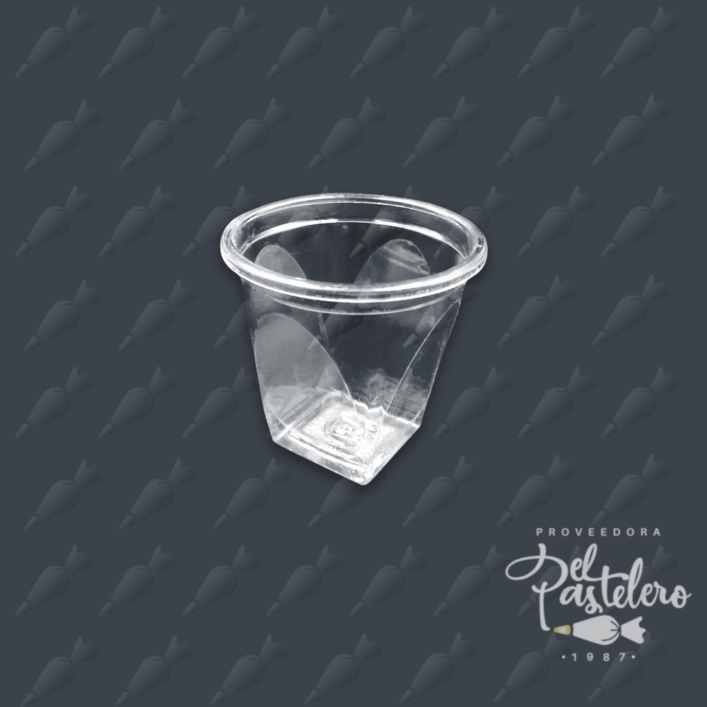 VASO PLASTICO TRANSPARENTE #4 1/2C 6.45 X 6.30 CM CUEVAS 194