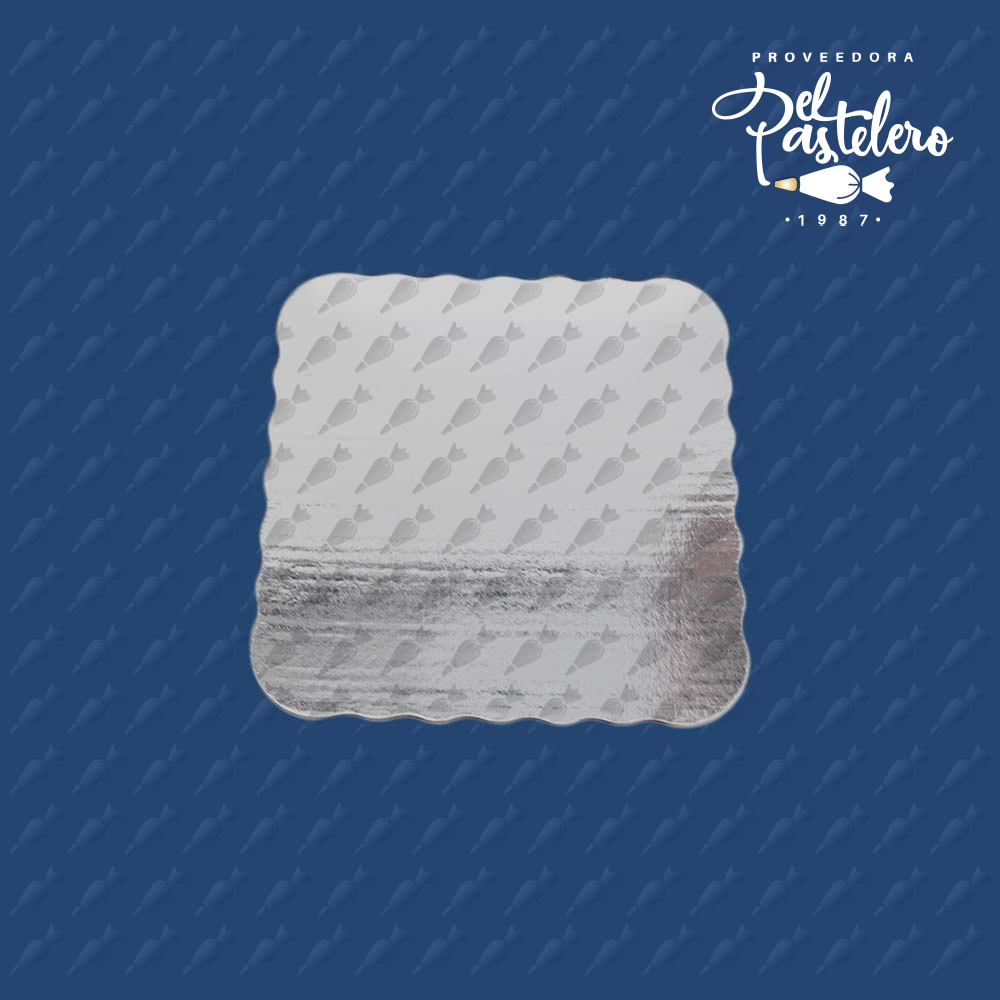 BASE CARTON CUADRADA 26 X 26CM PAQUETE 50 PIEZAS