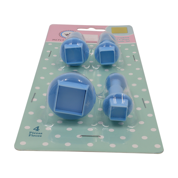 CORTADOR EYECTOR PLASTICO FONDANT CUADRADO 4 PIEZAS